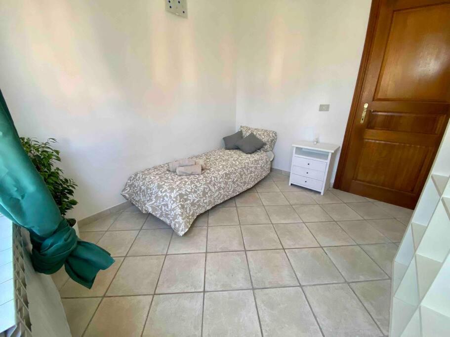 Appartamento Centrale Fiumicino Esterno foto